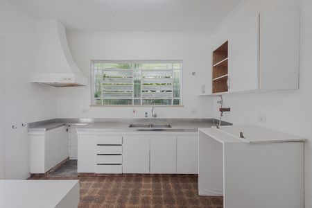 Casa à venda com 451m², 3 quartos e 2 vagasCozinha