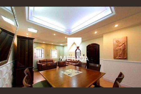 Casa à venda com 4 quartos, 238m² em Barcelona, São Caetano do Sul