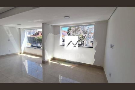 Casa à venda com 3 quartos, 186m² em Vila Alpina, Santo André