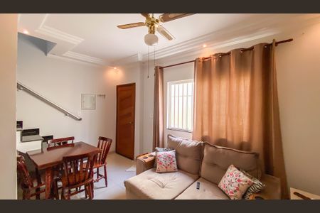 Casa de condomínio à venda com 86m², 2 quartos e 1 vaga Casa de condomínio à venda com 86m², 2 quartos e 1 vagaSala