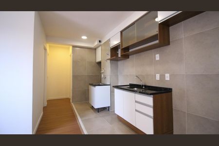 Apartamento à venda com 2 quartos, 40m² em Sítio da Figueira, São Paulo