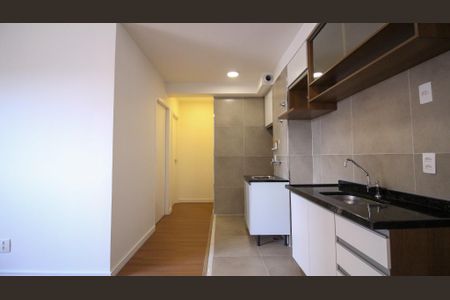 Apartamento à venda com 2 quartos, 40m² em Sítio da Figueira, São Paulo