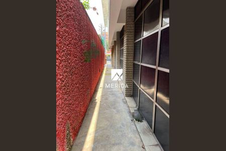 Casa à venda com 250m², 3 quartos e 5 vagas