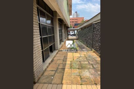 Casa à venda com 250m², 3 quartos e 5 vagas