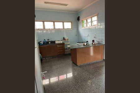 Casa à venda com 250m², 3 quartos e 5 vagas