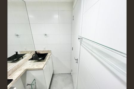 Apartamento para alugar com 28m², 1 quarto e sem vagaBanheiro da Suíte