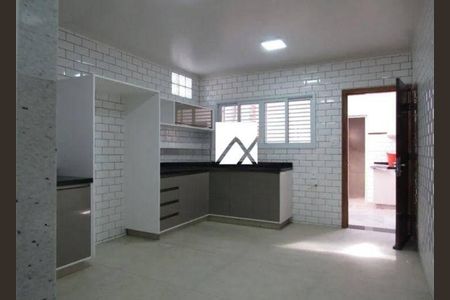 Casa à venda com 2 quartos, 108m² em Campestre, Santo André