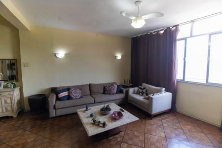 Apartamento à venda com 170m², 3 quartos e sem vagaSala