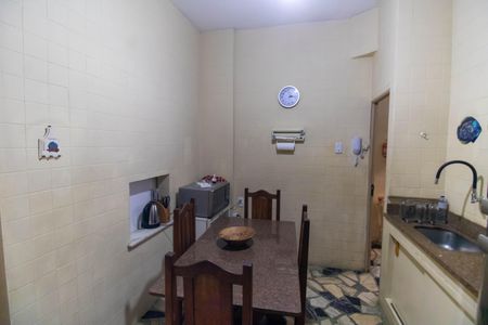 Apartamento à venda com 170m², 3 quartos e sem vagaCozinha