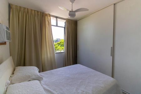 Apartamento à venda com 170m², 3 quartos e sem vagaQuarto 1
