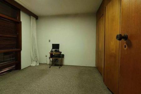 Casa à venda com 311m², 4 quartos e 5 vagas