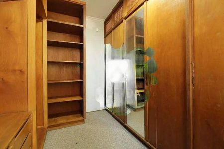 Casa à venda com 311m², 4 quartos e 5 vagas