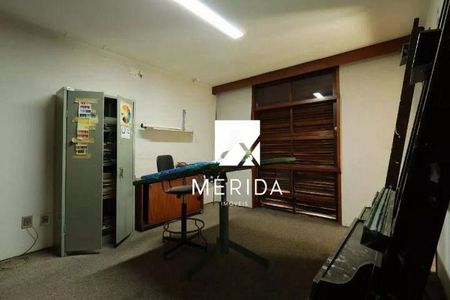 Casa à venda com 311m², 4 quartos e 5 vagas