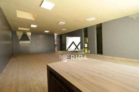 Casa à venda com 311m², 4 quartos e 5 vagas