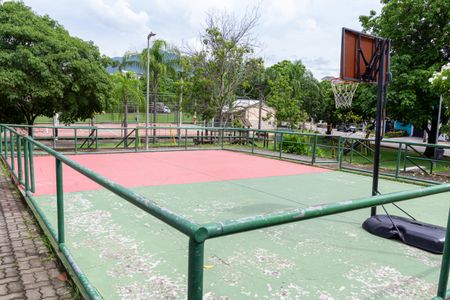 Apartamento para alugar com 73m², 2 quartos e sem vagaÁrea comum