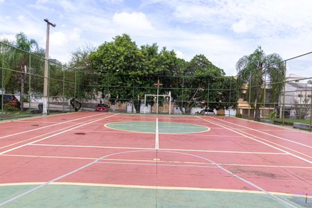 Apartamento para alugar com 73m², 2 quartos e sem vagaQuadra