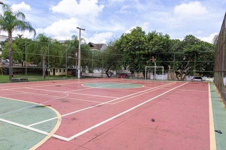 Apartamento para alugar com 73m², 2 quartos e sem vagaQuadra