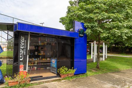 Apartamento para alugar com 73m², 2 quartos e sem vagaÁrea comum