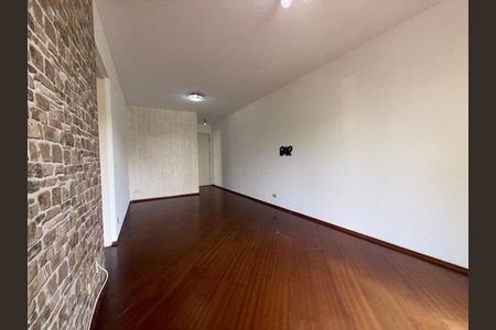 Apartamento à venda com 63m², 2 quartos e 1 vagaFoto 02