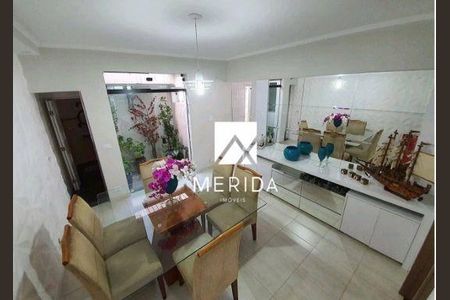 Casa à venda com 3 quartos, 266m² em Vila Gilda, Santo André