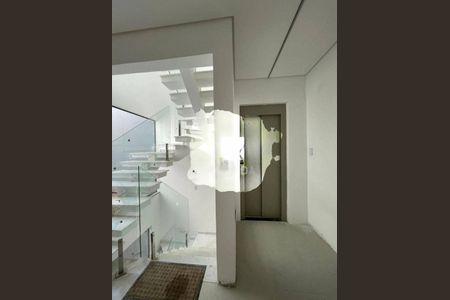 Casa à venda com 3 quartos, 380m² em Vila Alpina, Santo André