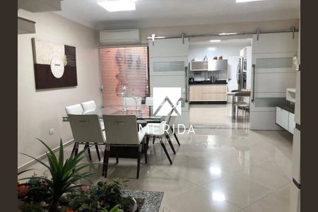 Casa à venda com 3 quartos, 298m² em Vila Santa Teresa, Santo André