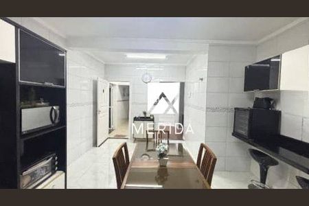 Casa à venda com 4 quartos, 266m² em Centreville, Santo André