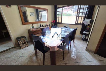 Casa à venda com 4 quartos, 228m² em Jardim, Santo André