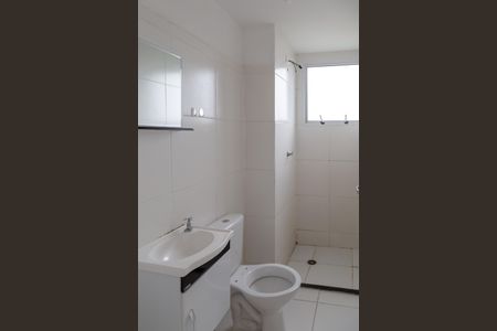 Banheiro de apartamento para alugar com 2 quartos, 44m² em Vila Nova Bonsucesso, Guarulhos