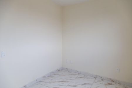 Quarto 1 de apartamento para alugar com 2 quartos, 44m² em Vila Nova Bonsucesso, Guarulhos
