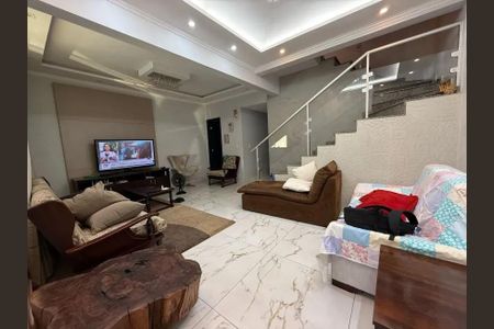 Casa de Condomínio para alugar com 3 quartos, 150m² em Parque Amazonia, Goiânia