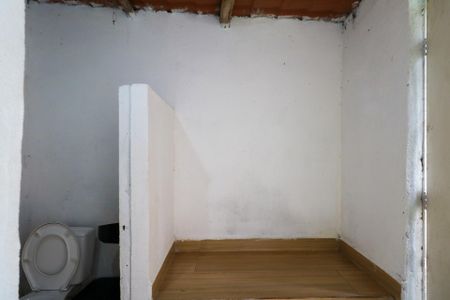 Casa para alugar com 9075m², 5 quartos e sem vaga Casa para alugar com 9075m², 5 quartos e sem vagaBanheiro da Piscina