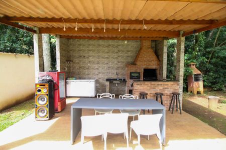 Casa para alugar com 9075m², 5 quartos e sem vaga Casa para alugar com 9075m², 5 quartos e sem vagaChurrasqueira