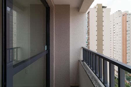 Varanda de kitnet/studio para alugar com 1 quarto, 29m² em Barra Funda, São Paulo