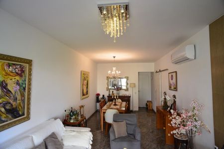 Sala de apartamento para alugar com 2 quartos, 88m² em Barra da Tijuca, Rio de Janeiro