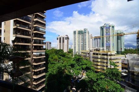 Apartamento para alugar com 88m², 2 quartos e 1 vagaVaranda