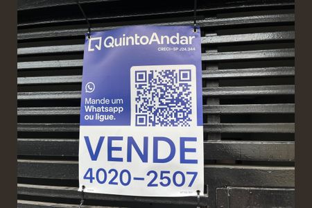 Casa à venda com 160m², 3 quartos e 1 vaga Casa à venda com 160m², 3 quartos e 1 vagaFachada / Placa
