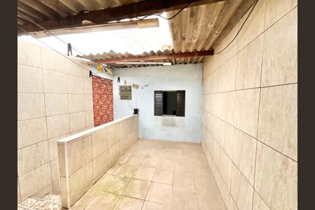 Casa à venda com 160m², 3 quartos e 1 vaga Casa à venda com 160m², 3 quartos e 1 vagaVaranda 2