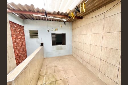 Casa à venda com 160m², 3 quartos e 1 vaga Casa à venda com 160m², 3 quartos e 1 vagaVaranda 2