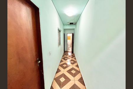 Casa à venda com 160m², 3 quartos e 1 vaga Casa à venda com 160m², 3 quartos e 1 vagaCorredor