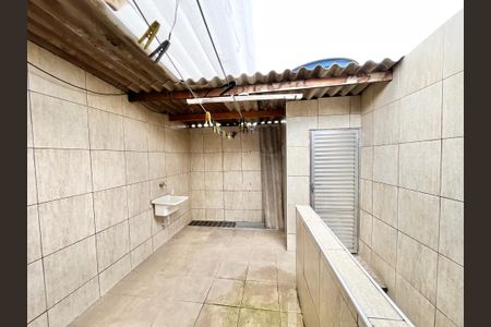 Casa à venda com 160m², 3 quartos e 1 vaga Casa à venda com 160m², 3 quartos e 1 vagaVaranda 2