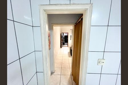 Casa à venda com 160m², 3 quartos e 1 vaga Casa à venda com 160m², 3 quartos e 1 vagaCozinha / Corredor