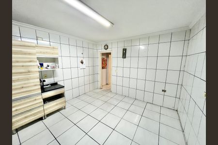Casa à venda com 160m², 3 quartos e 1 vaga Casa à venda com 160m², 3 quartos e 1 vagaCozinha