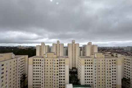 Apartamento à venda com 107m², 3 quartos e 2 vagasVista da Suíte 1