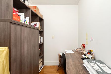 Apartamento à venda com 107m², 3 quartos e 2 vagasEscritório