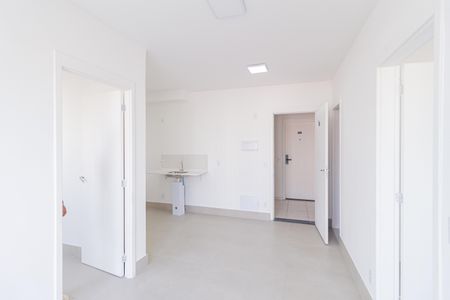 Sala de apartamento para alugar com 2 quartos, 40m² em Vila Sul Americana, Carapicuíba