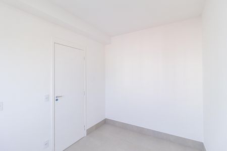 Quarto 1 de apartamento para alugar com 2 quartos, 40m² em Vila Sul Americana, Carapicuíba