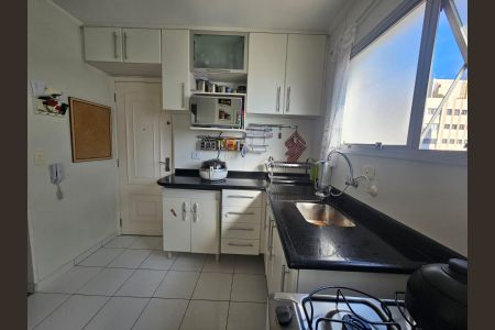 Apartamento à venda com 65m², 2 quartos e 1 vagaCozinha