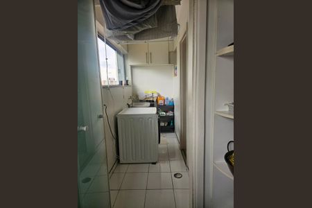 Apartamento à venda com 65m², 2 quartos e 1 vagaÁrea de serviço