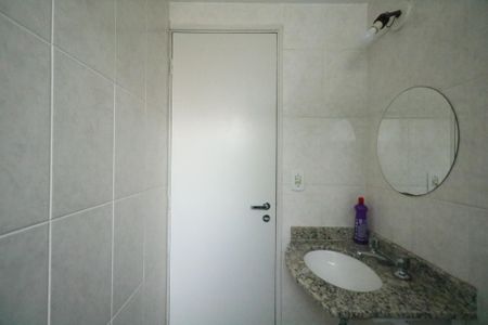 Apartamento para alugar com 53m², 2 quartos e 1 vaga Apartamento para alugar com 53m², 2 quartos e 1 vagaBanheiro
